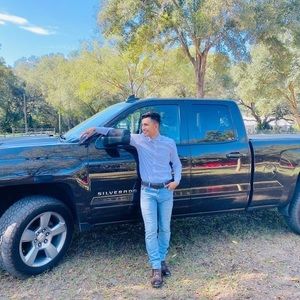 Meet your Posher, Jorge